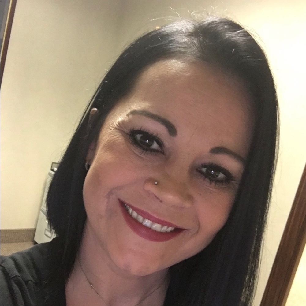 Meet your Posher, Pamela